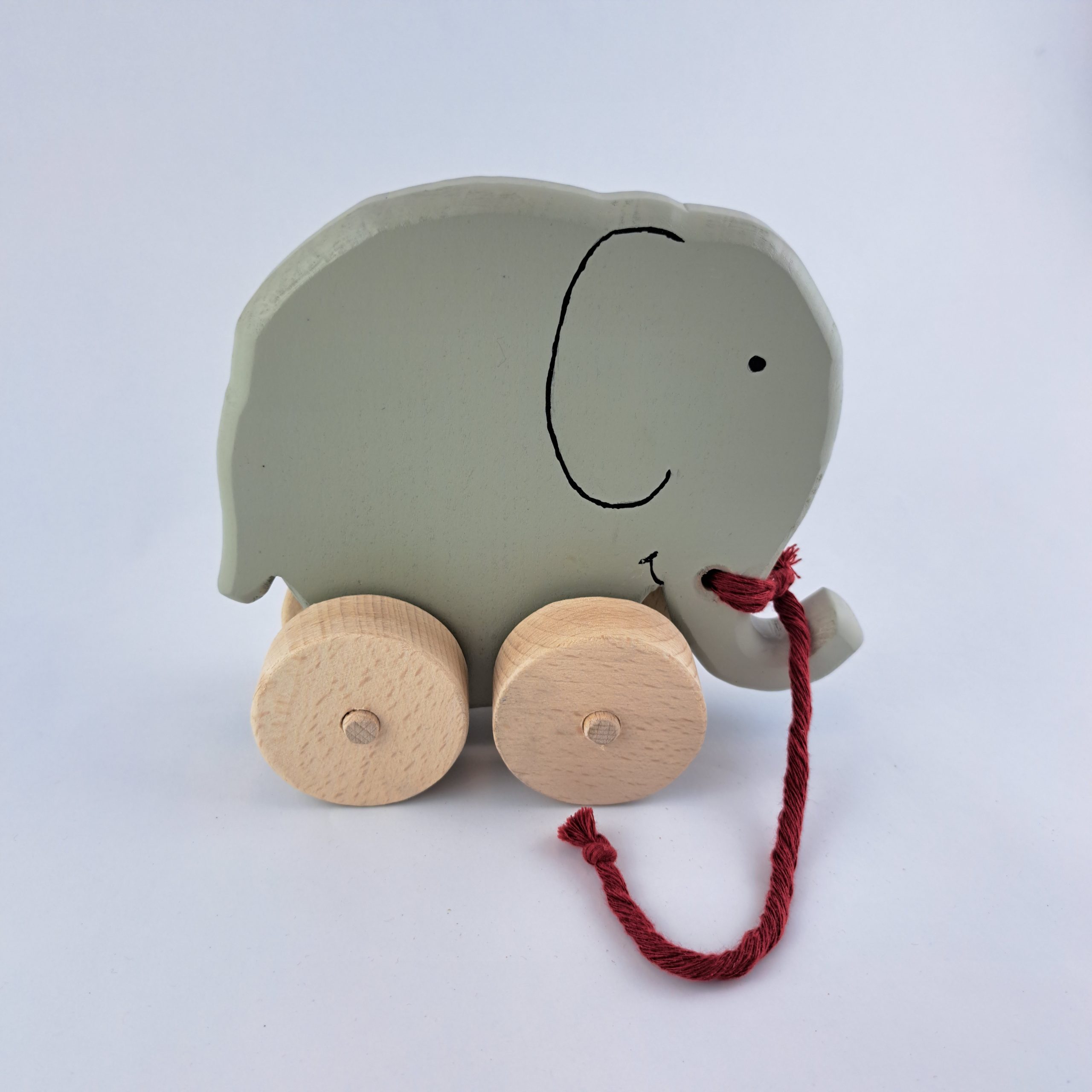 éléphant à tirer en bois d'hêtre