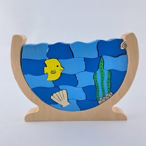 Aquarium vertical puzzle